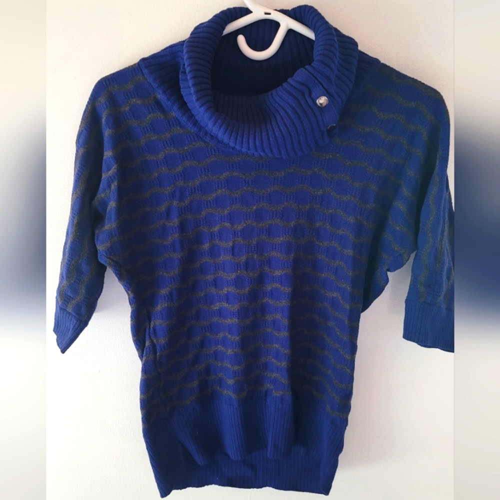 Reitmans knitted mid sleeve top
